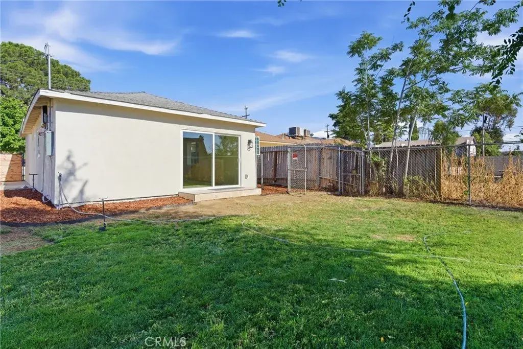 217 Garnsey Avenue, Bakersfield