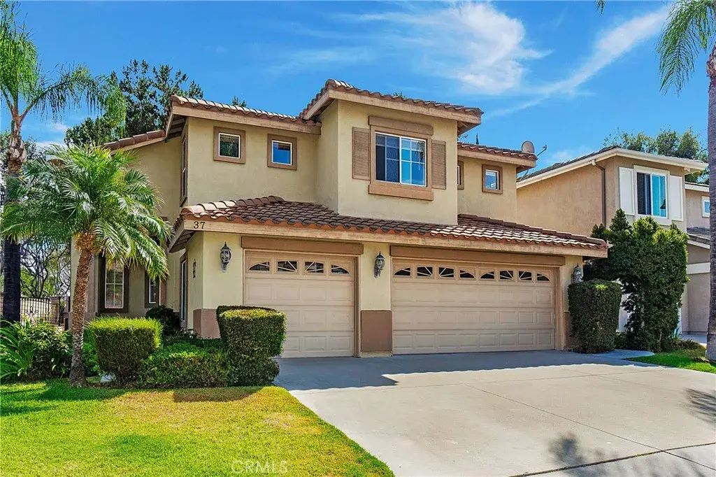 37 Bolero, Mission Viejo