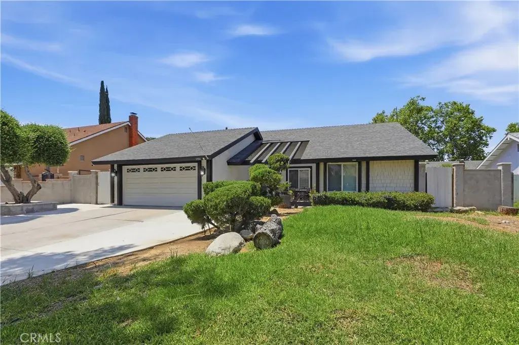 3906 New Haven Drive, Riverside