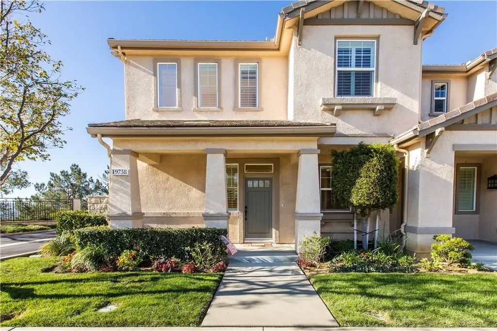19758 Santa Rosa Drive, Porter Ranch