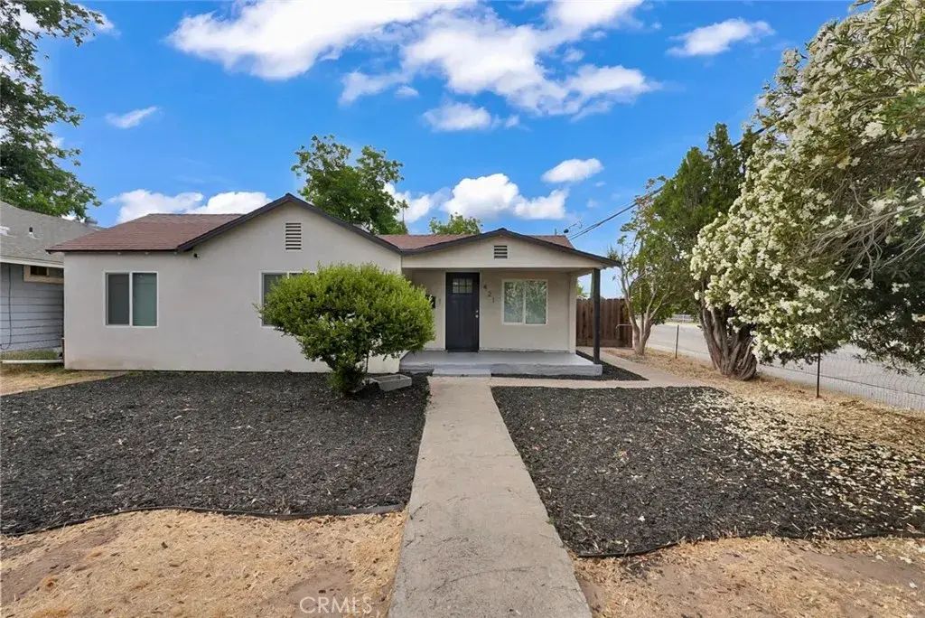 421 Orange Avenue, Chowchilla