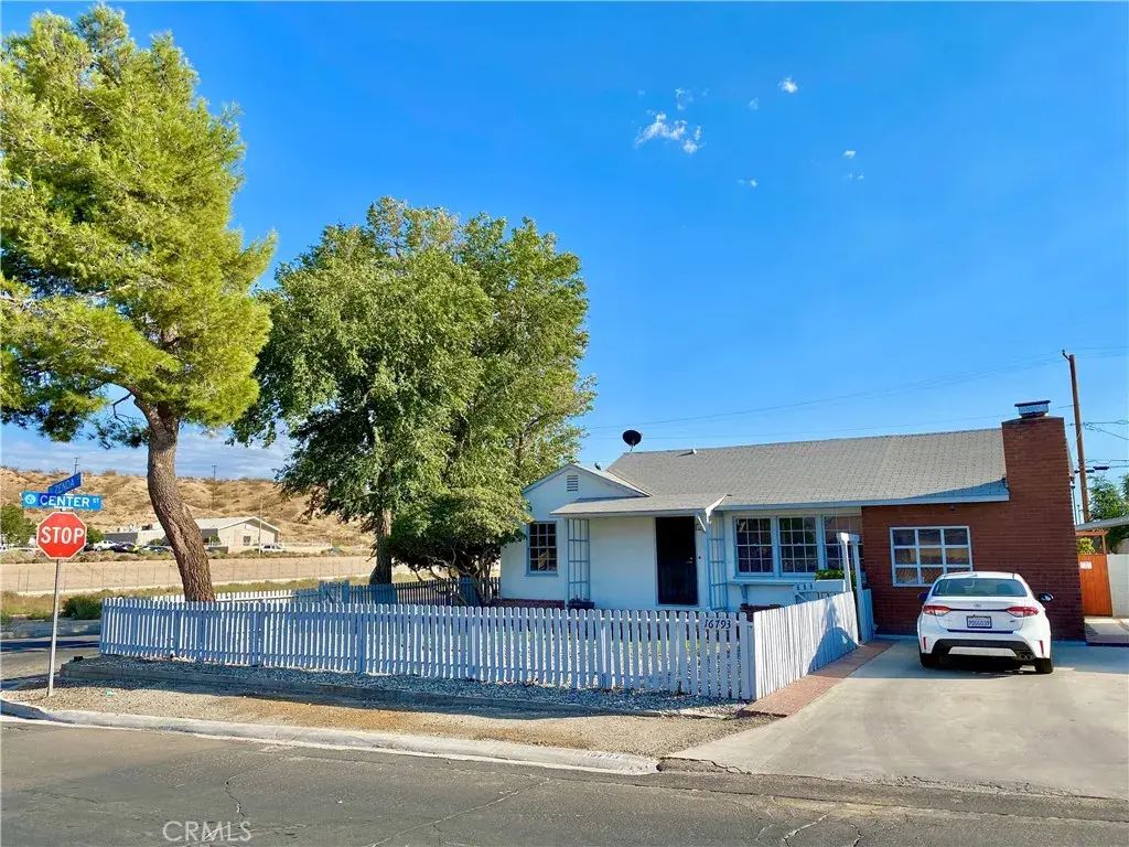 16793 Zenda Street, Victorville