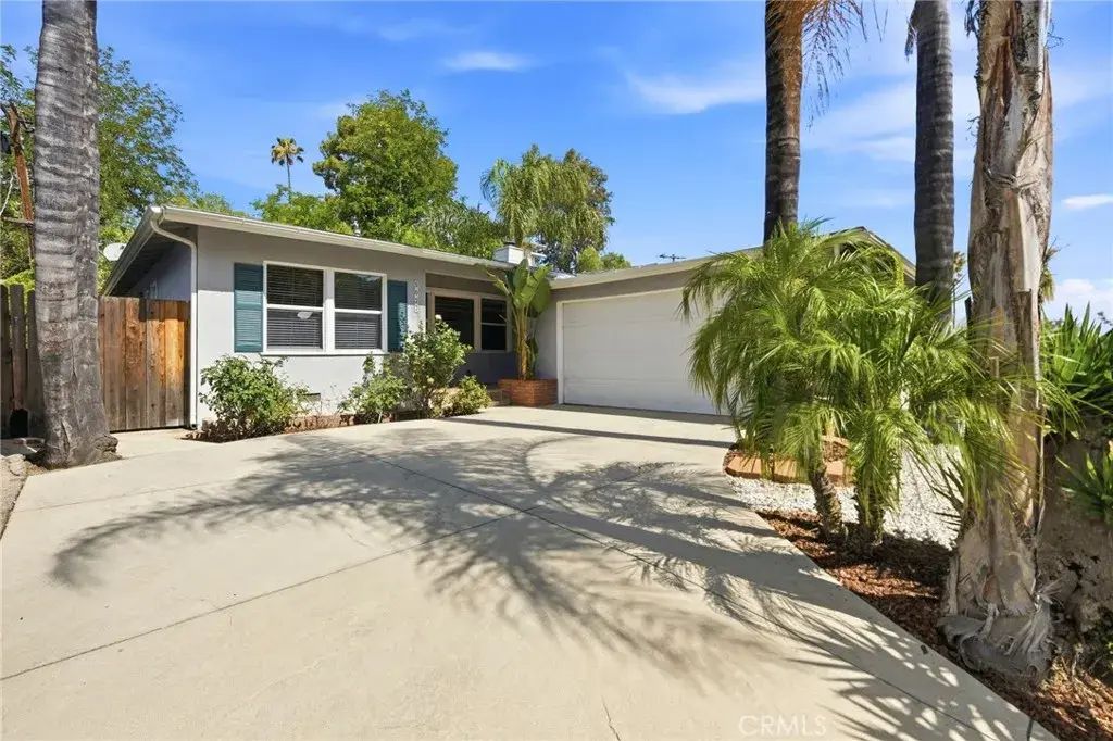 5027 Rigoletto Street, Woodland Hills