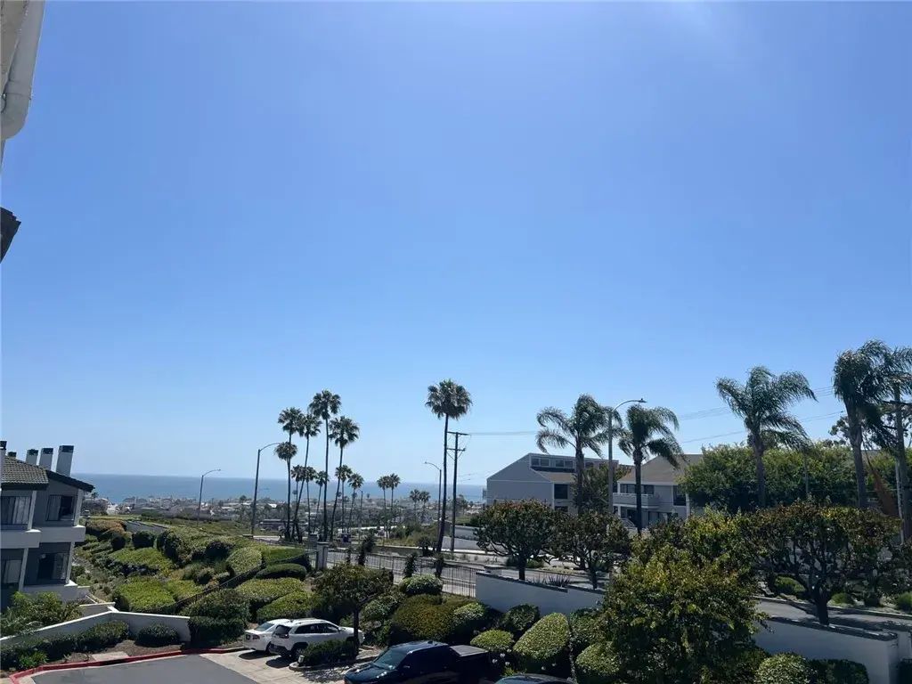 220 Nice 215, Newport Beach