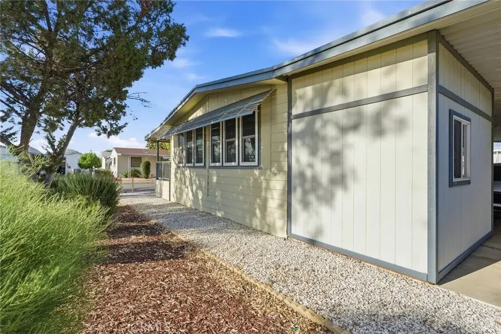 5001 W Florida 480, Hemet