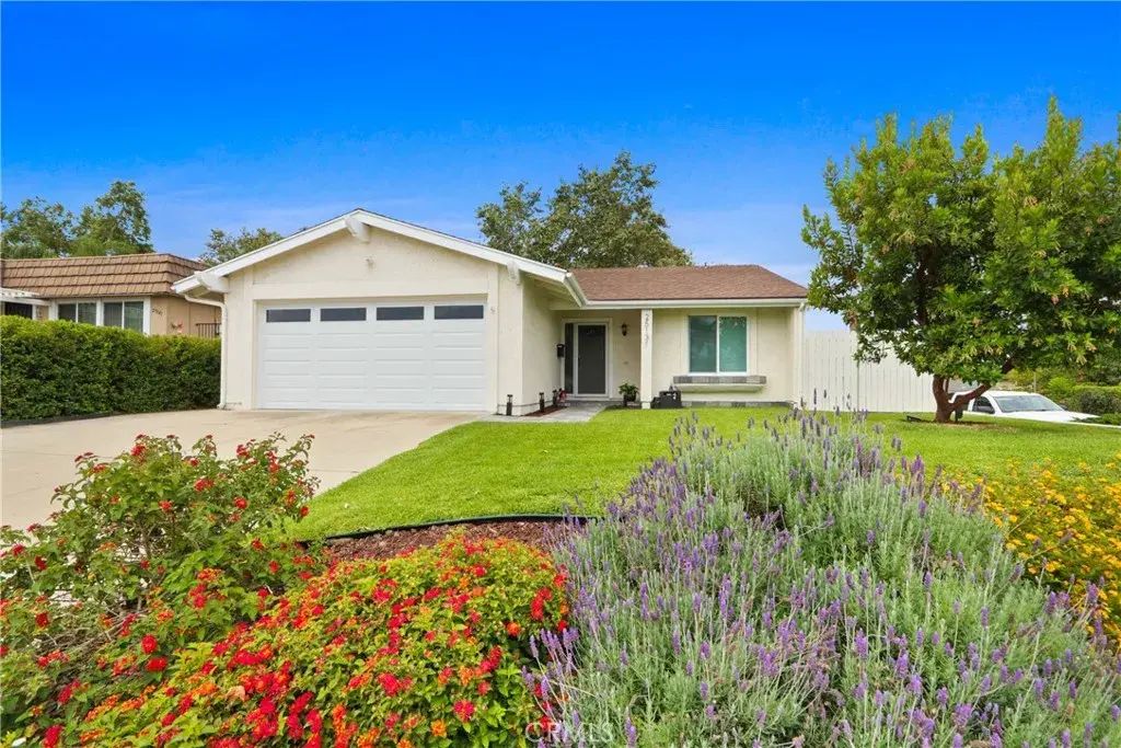 25131 Madeira, Laguna Hills