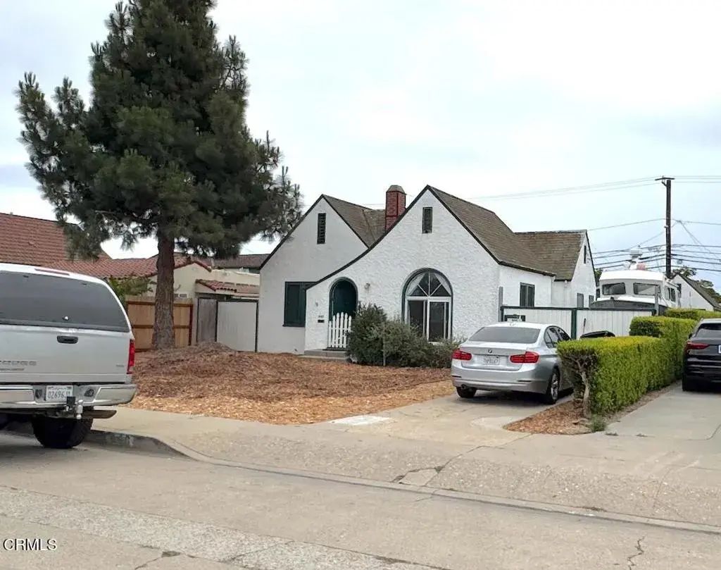 448 Palm Drive, Oxnard