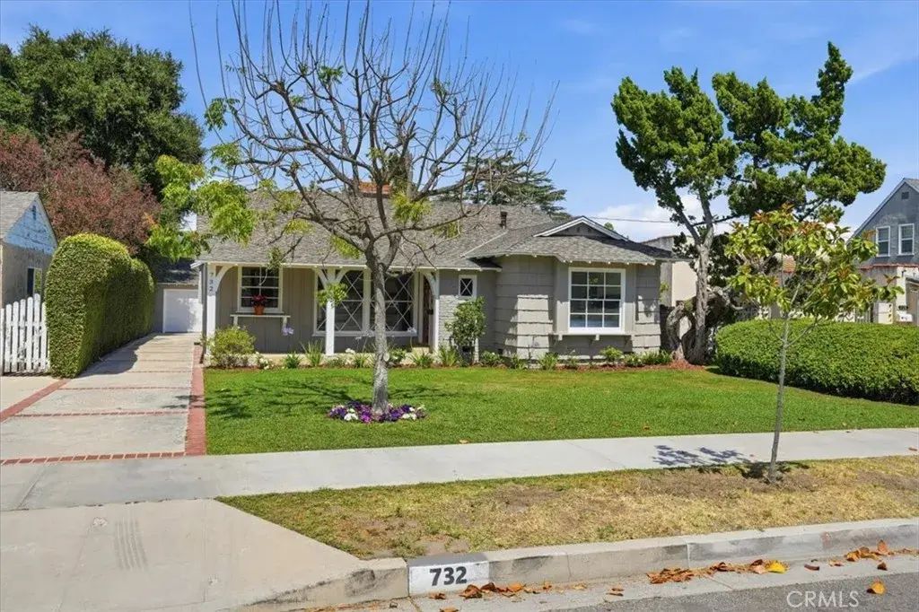 732 N Lima Street, Burbank