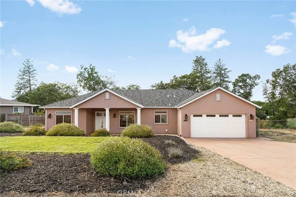 231 Redbud Drive, Paradise