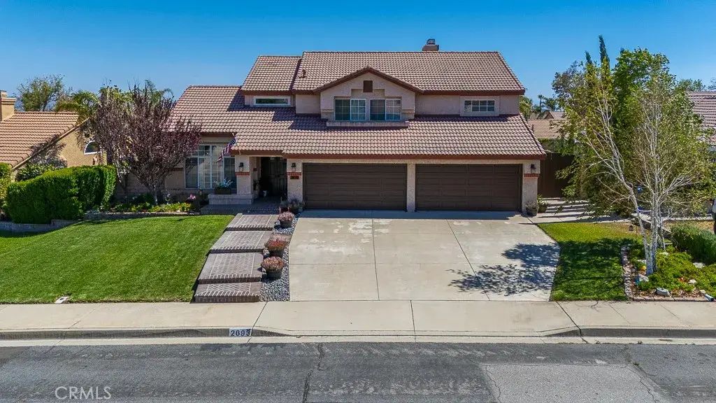2693 W La Morada Drive, Rialto