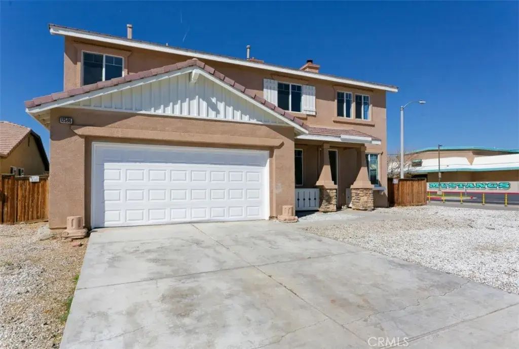12596 Glen Canyon, Victorville