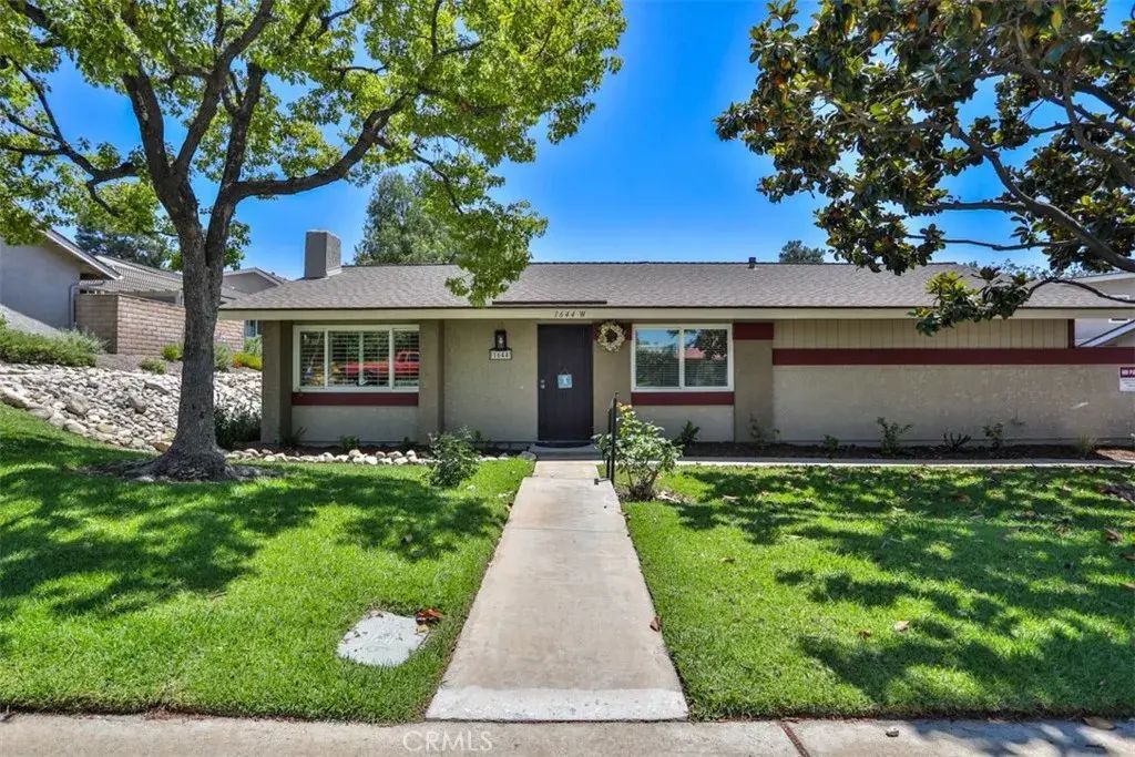 1644 Carmel Circle West, Upland