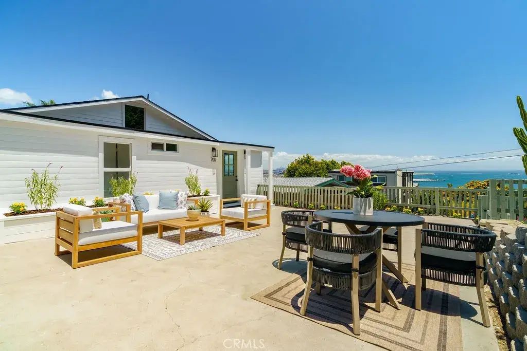 702 W 34th, San Pedro