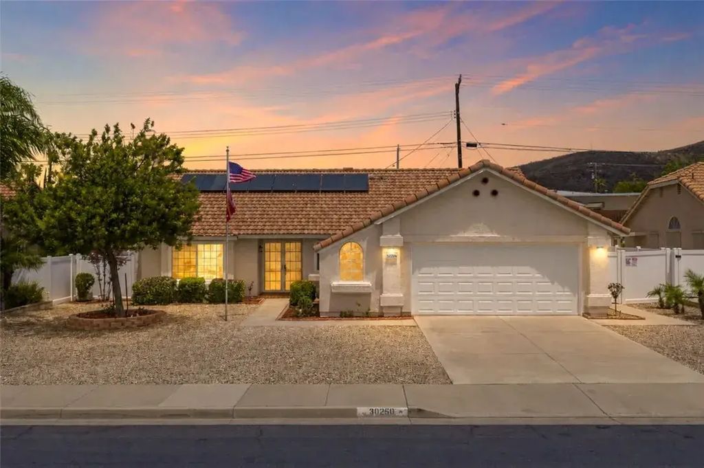30260 Pebble Beach, Menifee