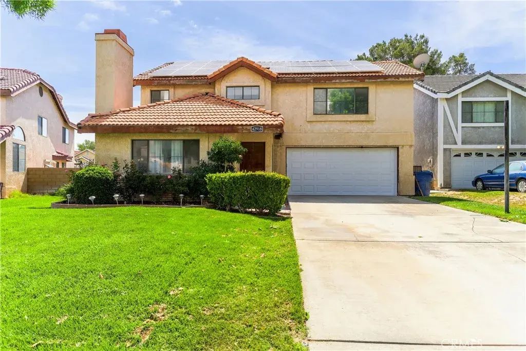 42918 Pearlwood Drive, Lancaster