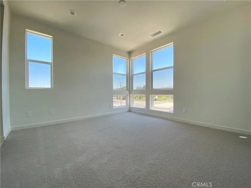 115 Fable, Irvine