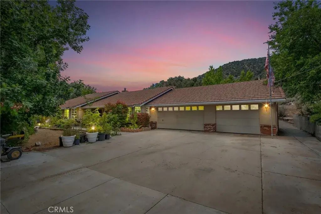 7685 Wintergreen, Pinon Hills