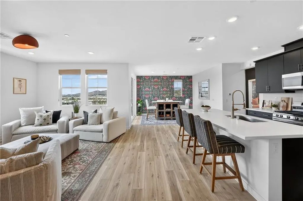 415 Besalu Terrace, Mission Viejo