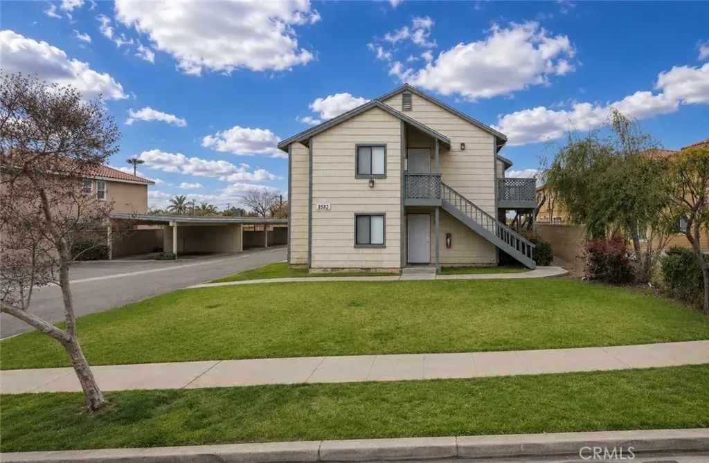 8582 Tamarind Avenue D, Fontana