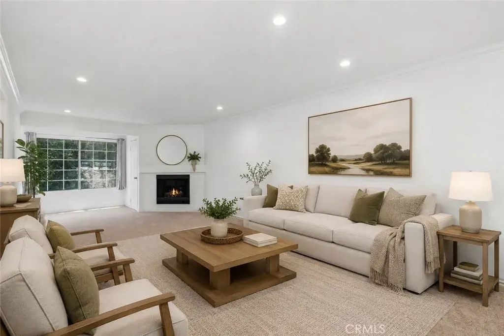 5525 Canoga Avenue 218, Woodland Hills