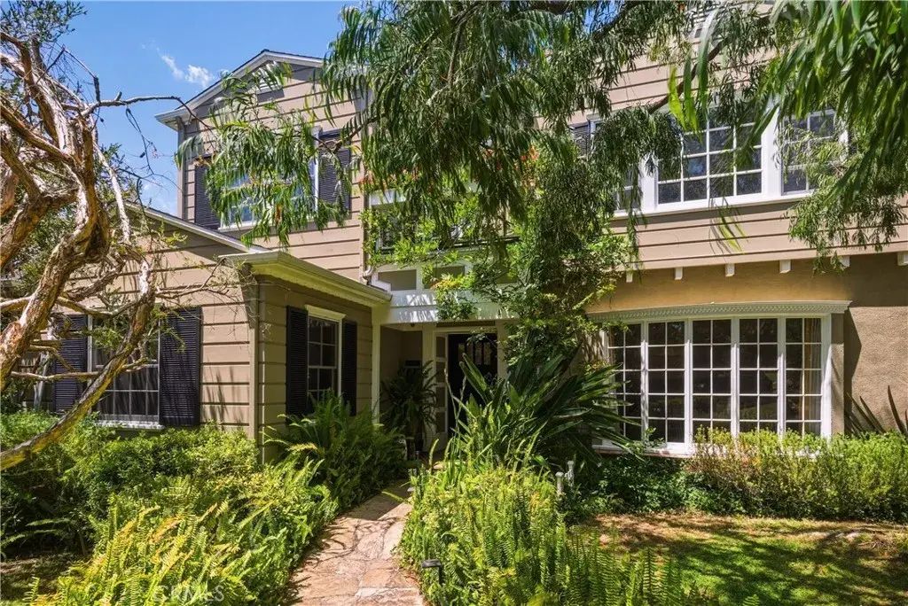 9127 Cresta Drive, Los Angeles