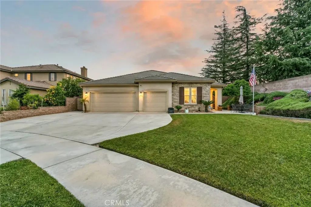 1830 Colorado Street, Redlands