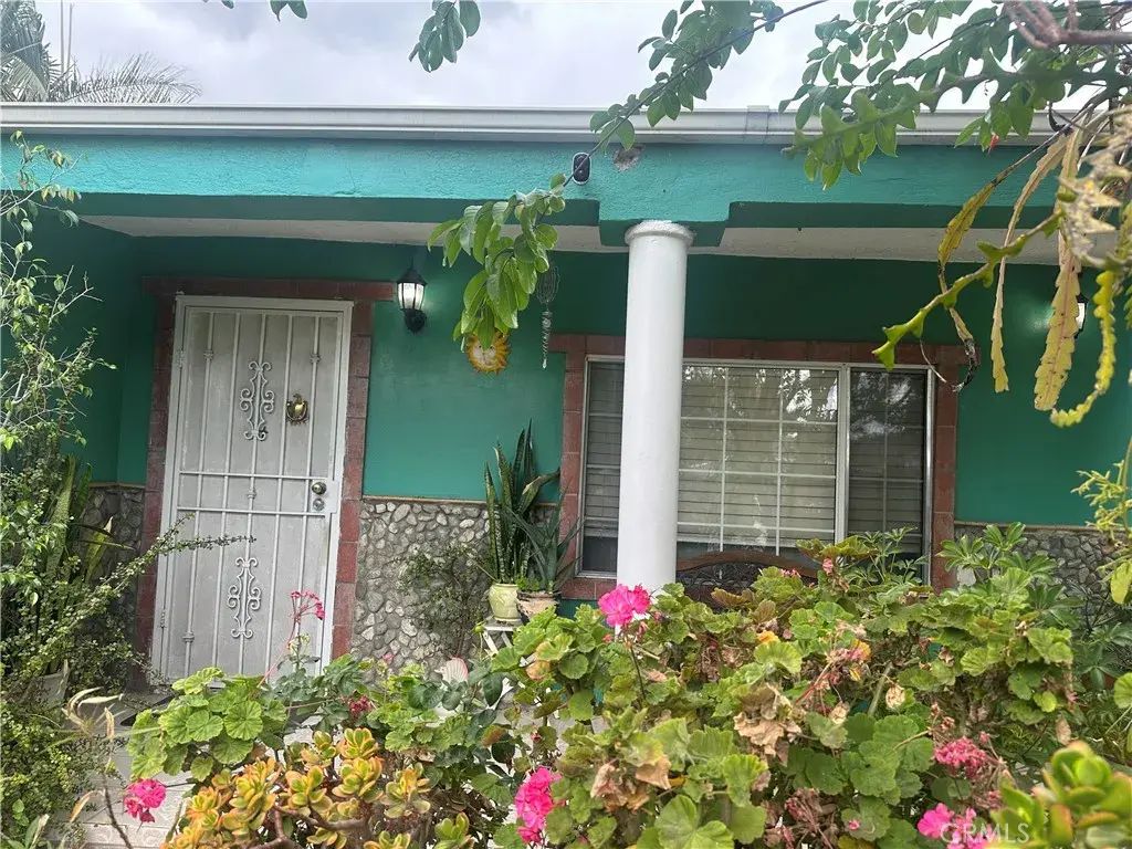 2437 Bloomdale, Duarte
