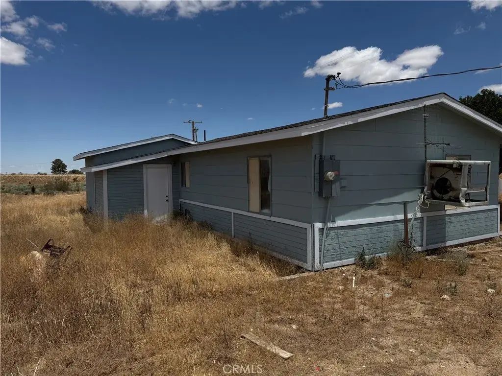 11744 Wagon Wheel, Victorville