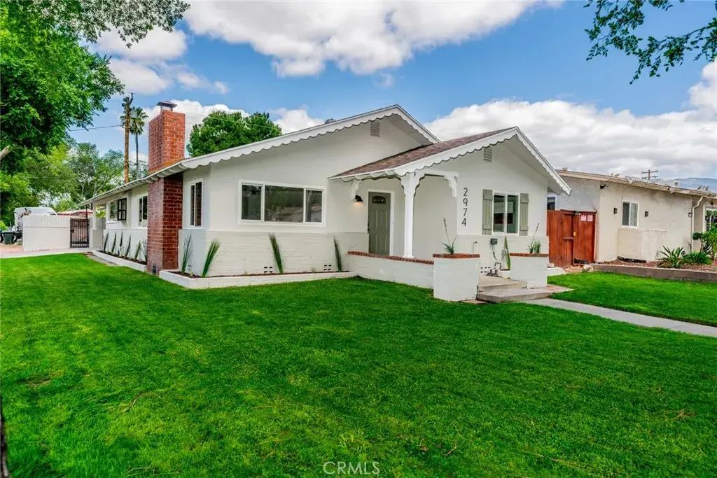2974 N Alameda Avenue, San Bernardino