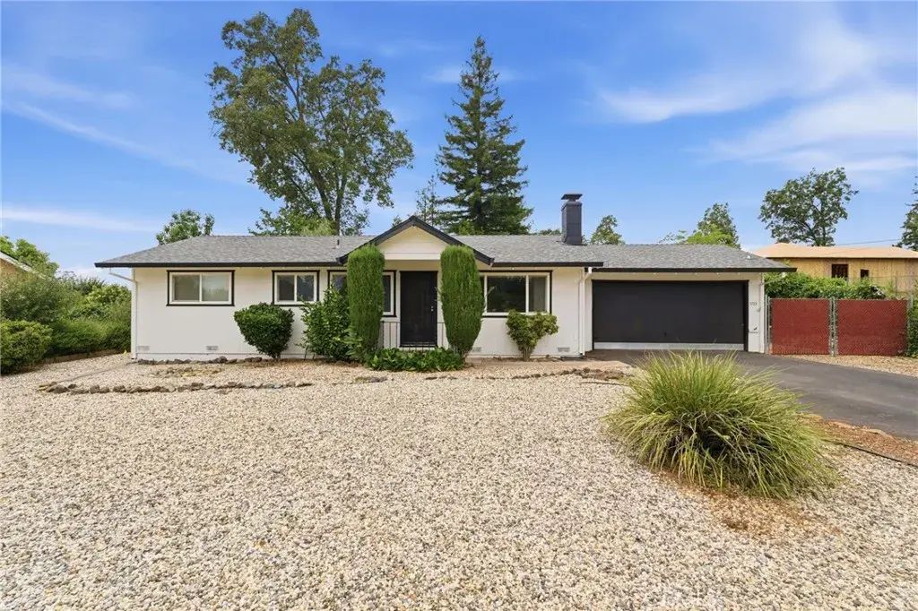 5723 Bonnie Lane, Paradise