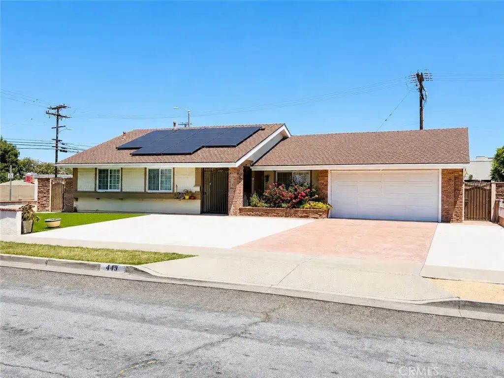 449 Lewis, Placentia