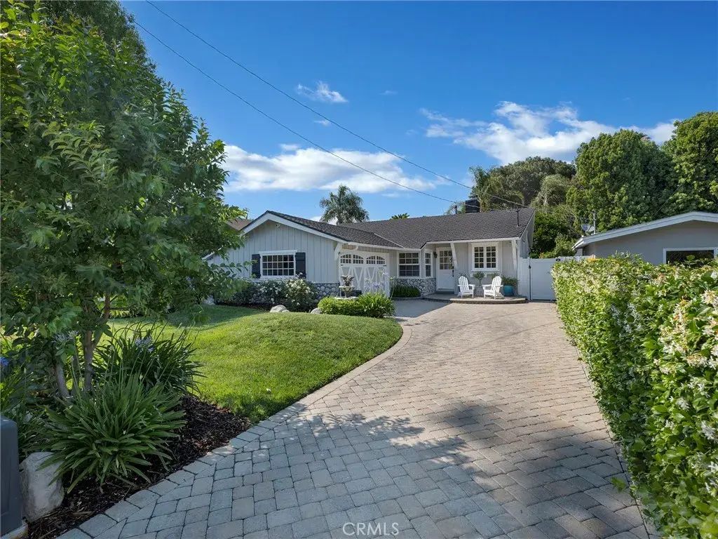 23271 Sylvan, Woodland Hills