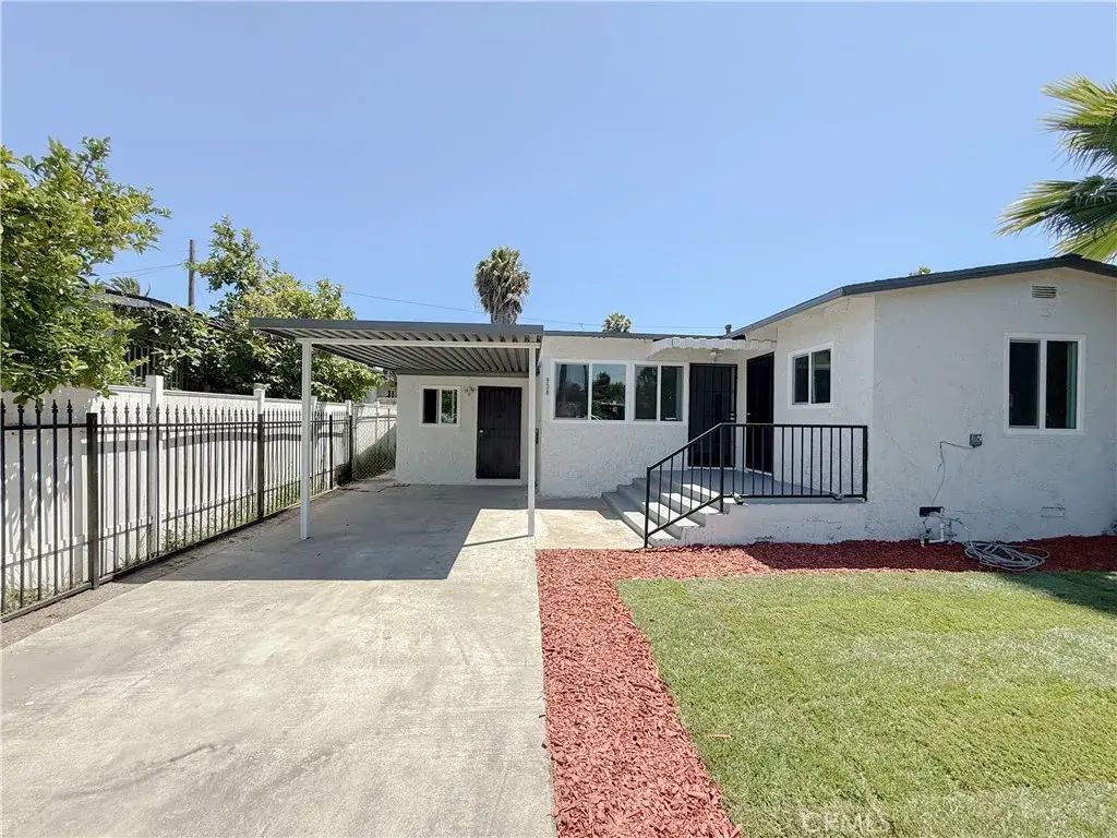 938 E 103rd Place, Los Angeles
