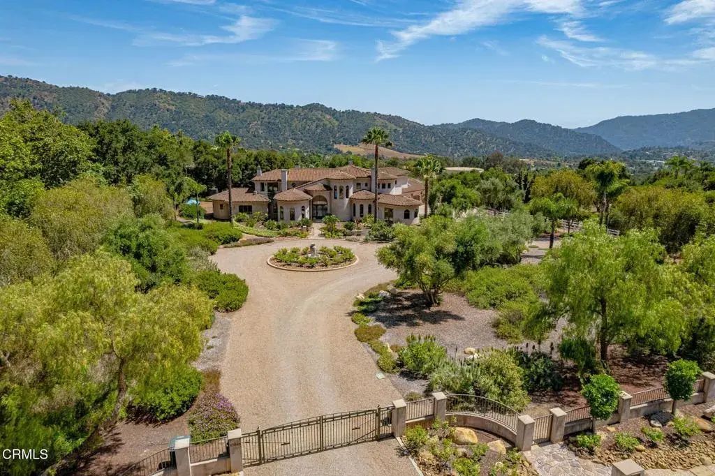 10948 Alto Court, Oak View