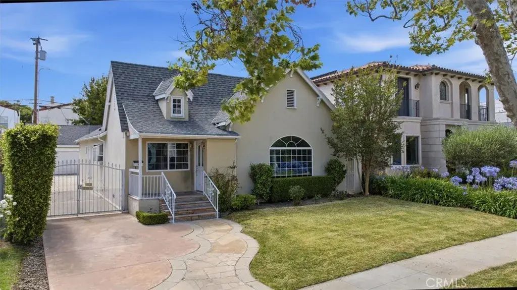 317 S Canon Drive, Beverly Hills