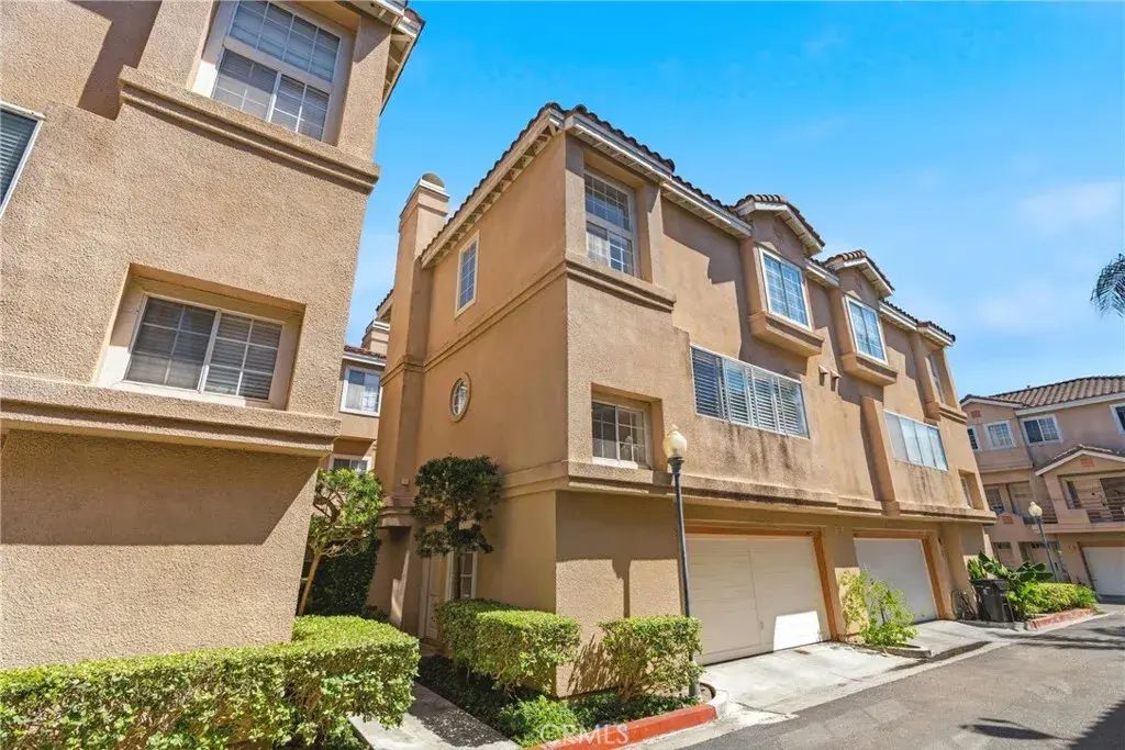 14075 Lemoli, Hawthorne