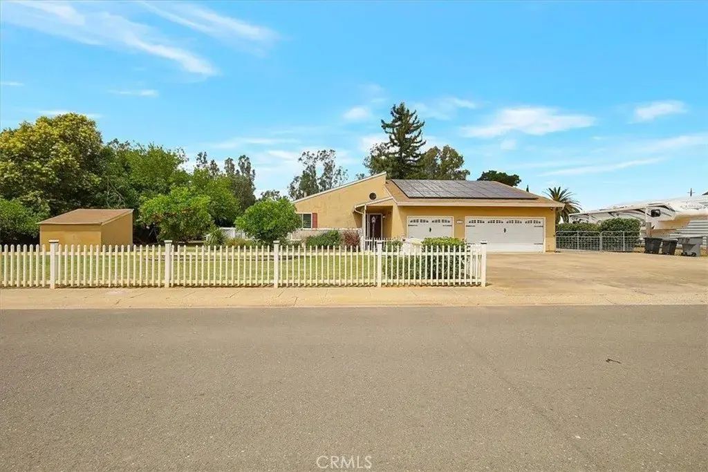 7474 Doc Adams Road, Marysville