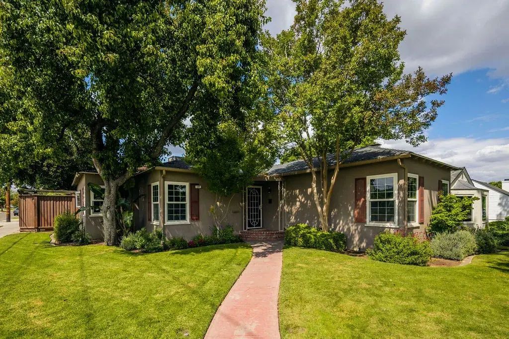107 E Normal, Fresno