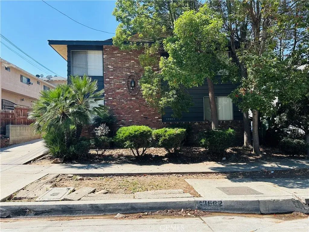 13602 Penn 5, Whittier