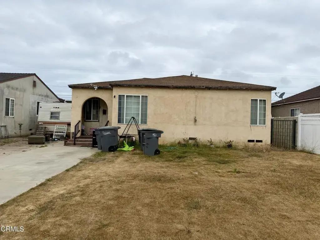 945 S E Street, Oxnard
