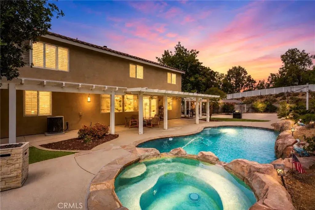 27210 Arrow Point, Corona