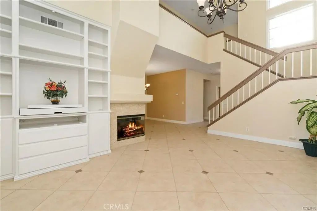 114 Cartier Aisle, Irvine