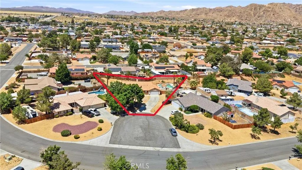 16433 Pauhaska, Apple Valley