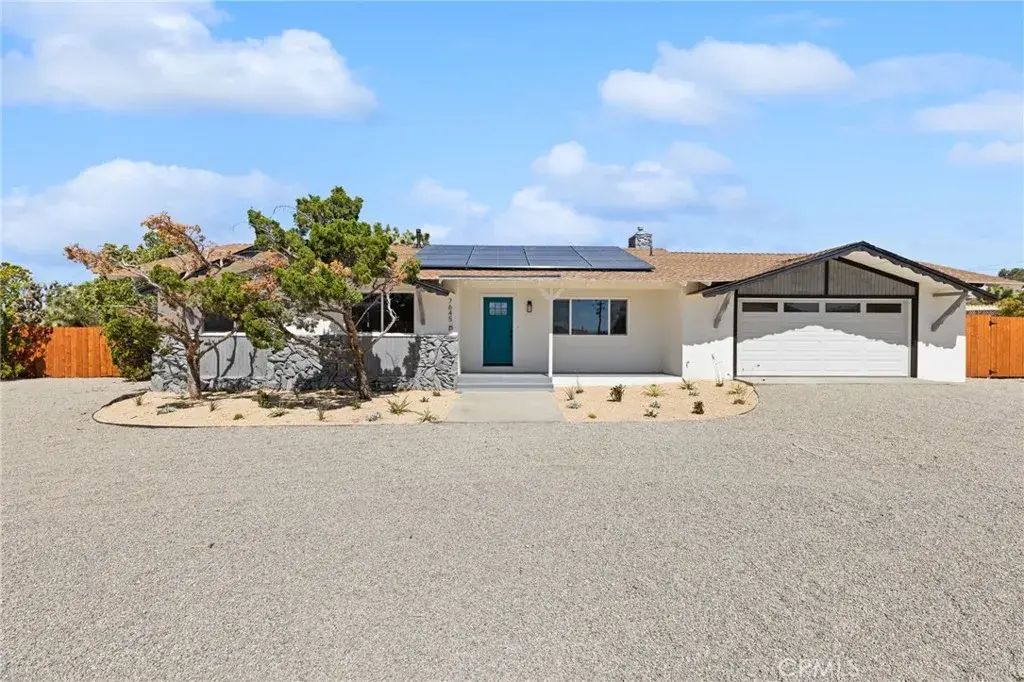 7645 Hilton Avenue, Yucca Valley
