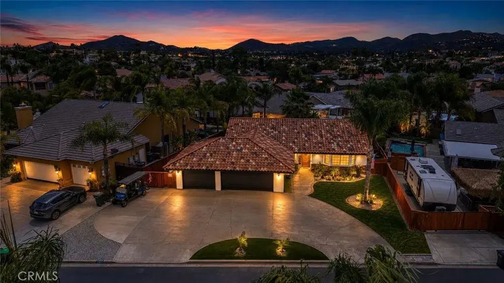 22667 Castle Crag, Canyon Lake