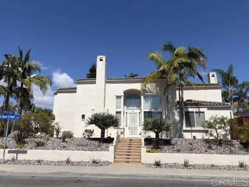 1574 Pearl Heights Road, Vista