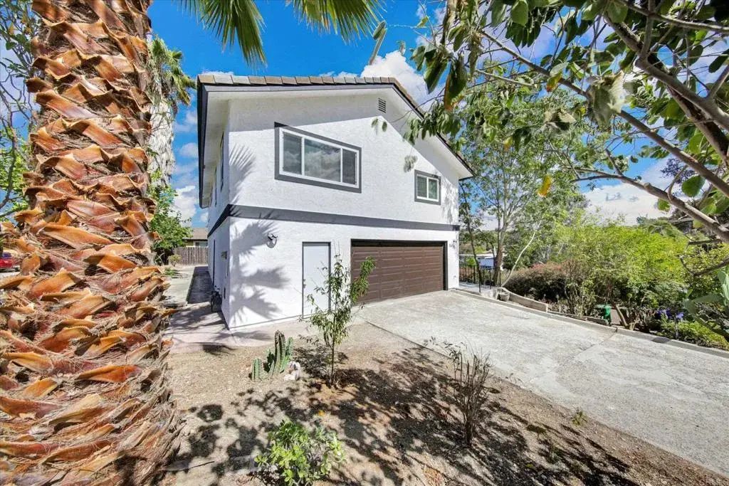 8438 Fanita Drive, Santee