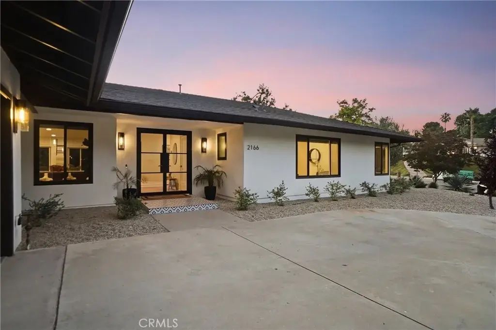 2166 La Granada, Thousand Oaks