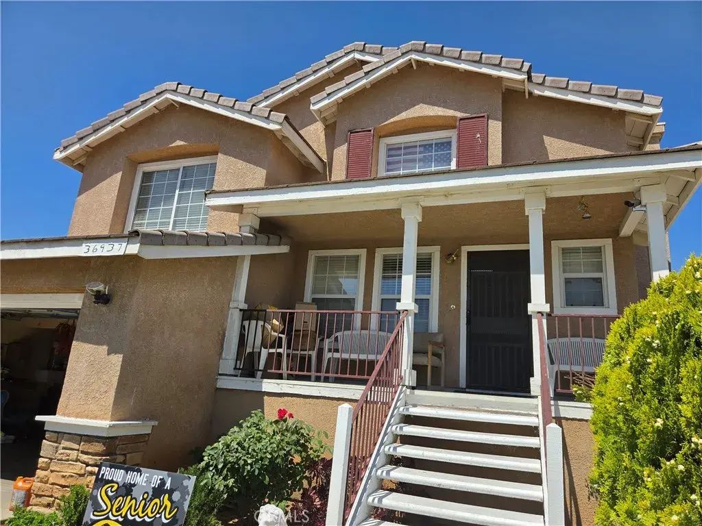 36937 Firethorn, Palmdale
