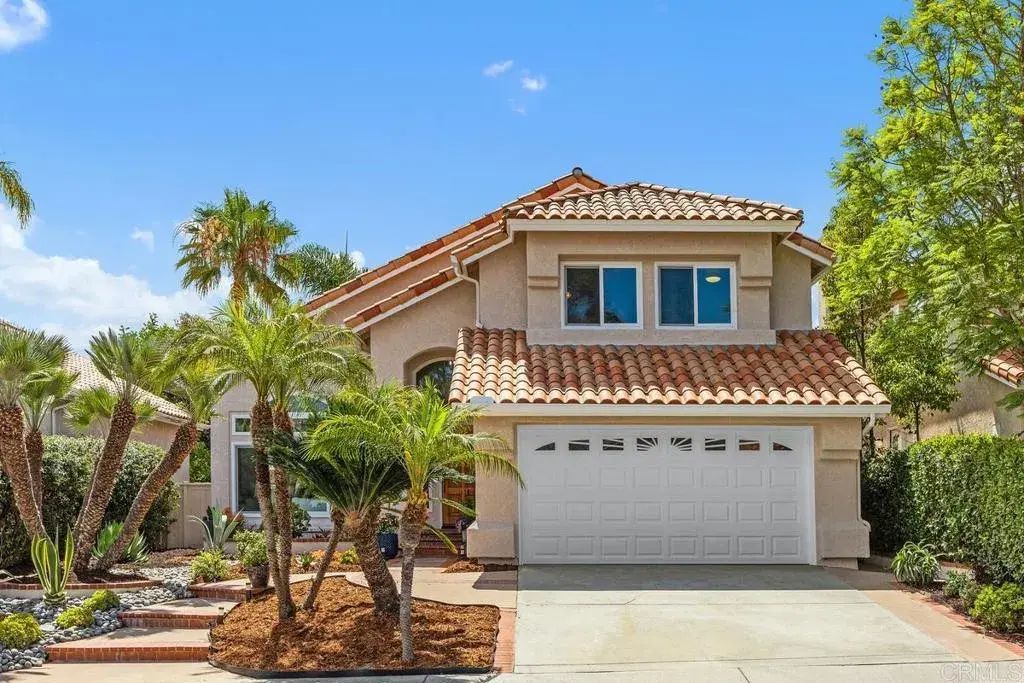 1636 Olympus Loop Drive, Vista